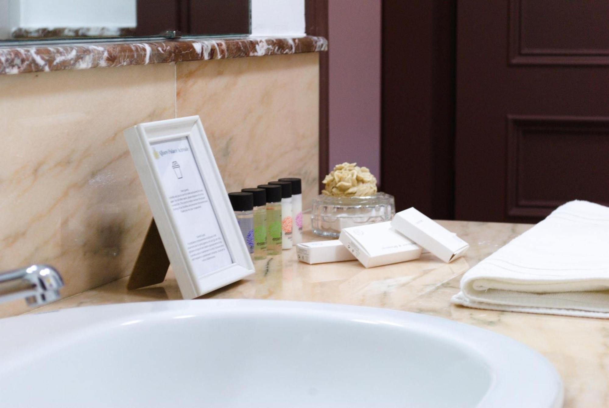 Allure Palace 아치레알레 외부 사진