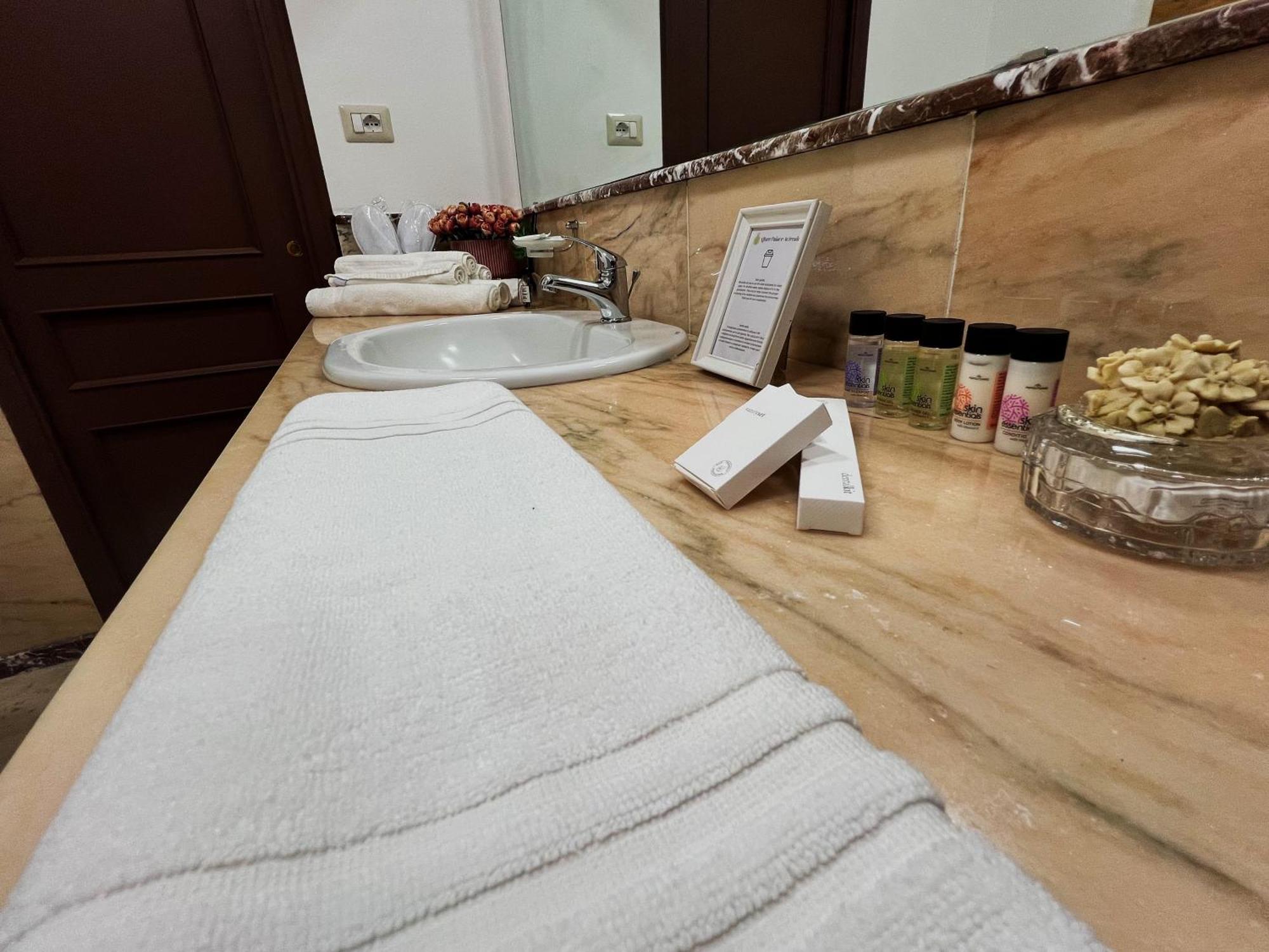 Allure Palace 아치레알레 외부 사진